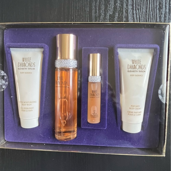 Other - Elizabeth Taylor White Diamonds Perfume NWOT
